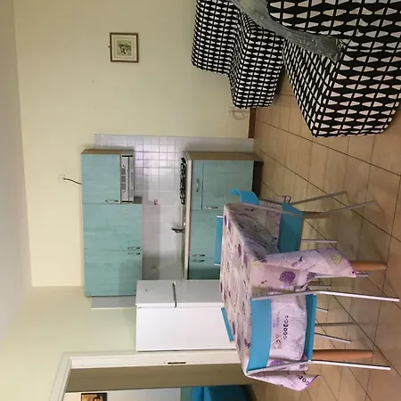 In Mit Grill By Interhome ויאסטה